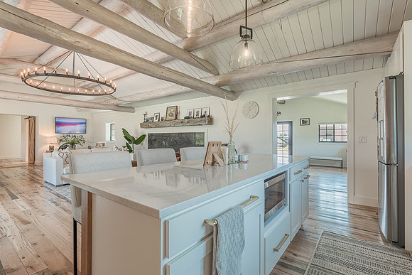 Bondurant Home