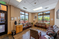 945WBroadway_JGPhoto-4