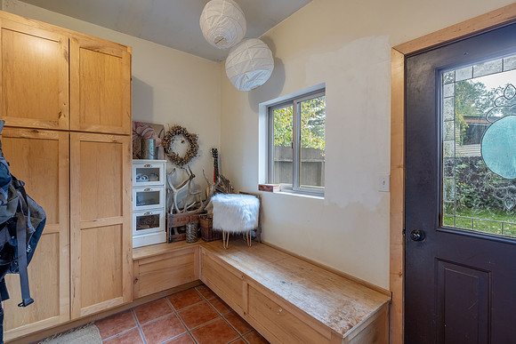 2057CornerCreek_JGPhoto-26