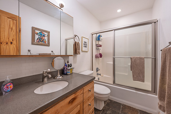 2057CornerCreek_JGPhoto-29