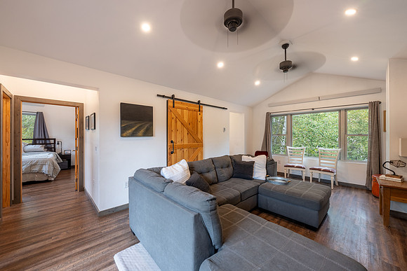 2057CornerCreek_JGPhoto-35