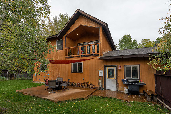 2057CornerCreek_JGPhoto-45