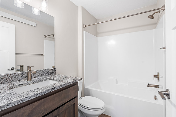 205Lakewood2B_JGPhoto-15
