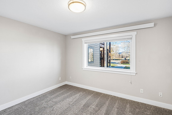 205Lakewood2B_JGPhoto-16