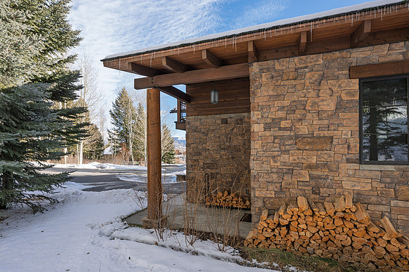 MLS_3084Garnet_JGPhoto-5