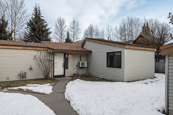 MLS_2055CornerCrk_JGPhoto-21