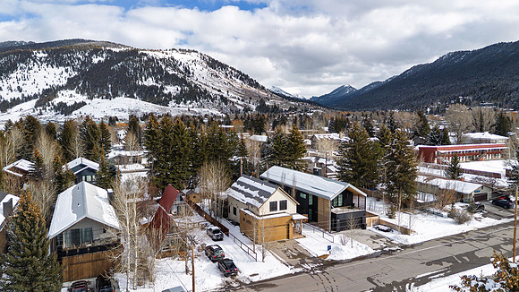MLS_150NJeanSt_JGPhoto-18