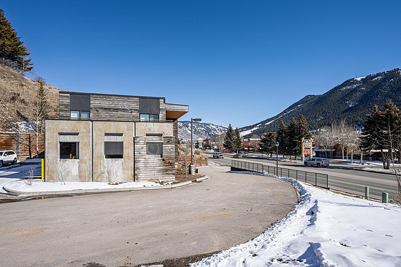 855WBroadway_JGPhoto-5