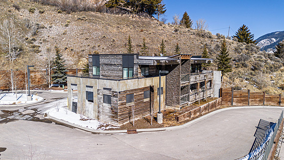 855WBroadway_JGPhoto-15