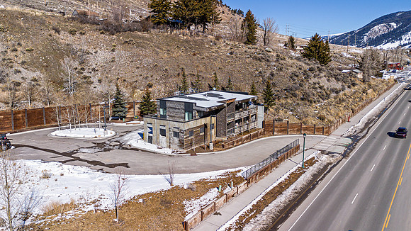 855WBroadway_JGPhoto-14