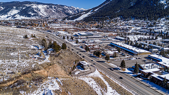 855WBroadway_JGPhoto-21