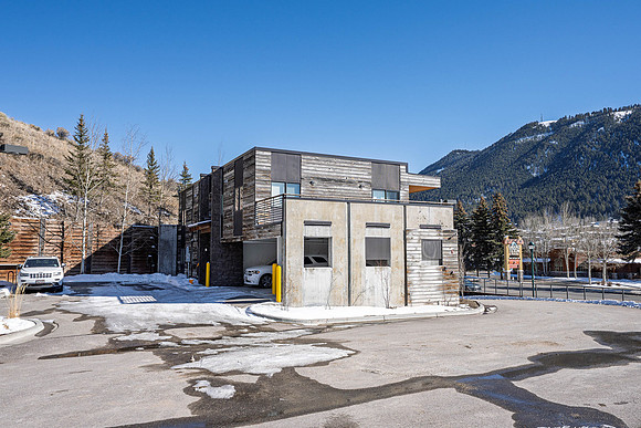 MLS_855WBroadway_JGPhoto-4