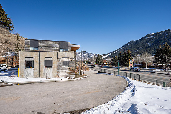 MLS_855WBroadway_JGPhoto-5