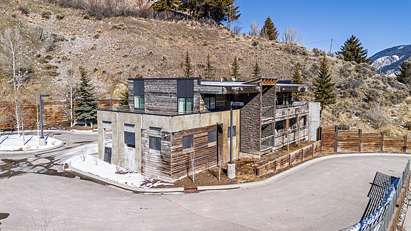 MLS_855WBroadway_JGPhoto-15