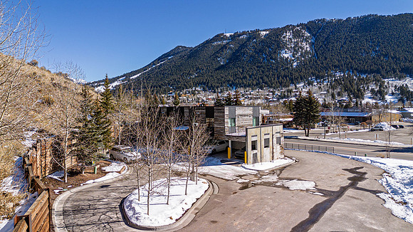 MLS_855WBroadway_JGPhoto-33