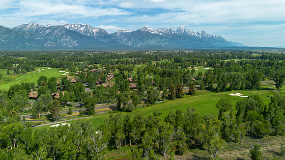 5862ConeflowerDrone_JGPhoto-17