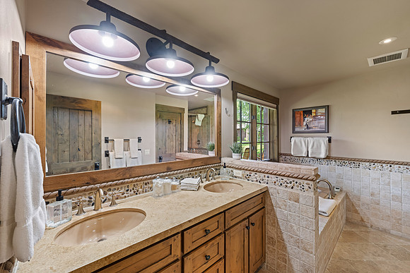 5862ConeflowerInt_JGPhoto-16