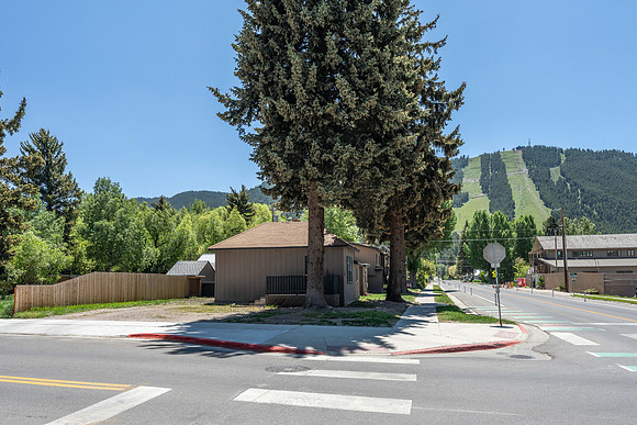 110Willow_JGPhoto-2