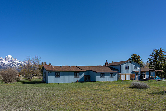 600Ponderosa_JGPhoto-10