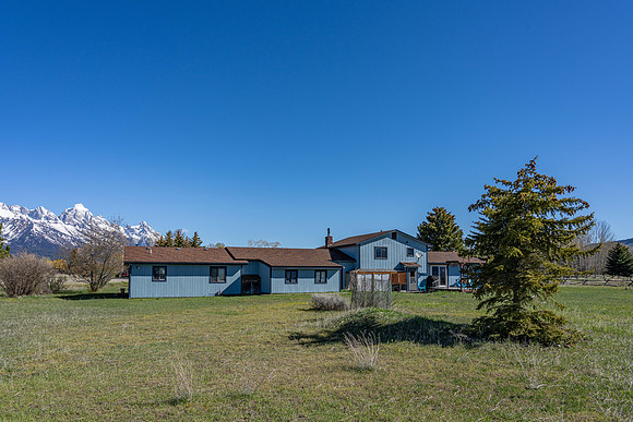 600Ponderosa_JGPhoto-9