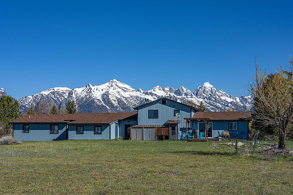 MLS_600Ponderosa_JGPhoto-6