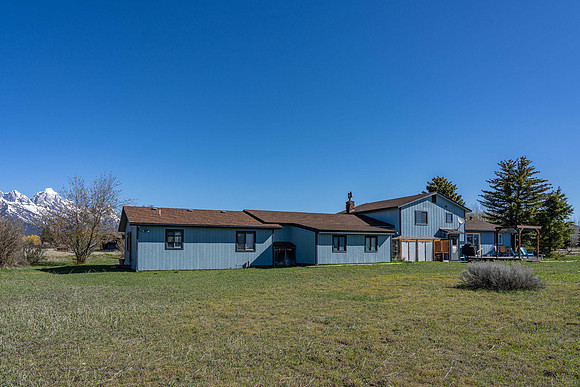 MLS_600Ponderosa_JGPhoto-12