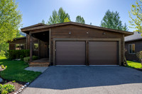 3230 W King Eider
