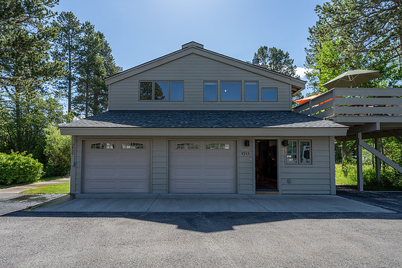 3930LakeCreek_JGPhoto-11