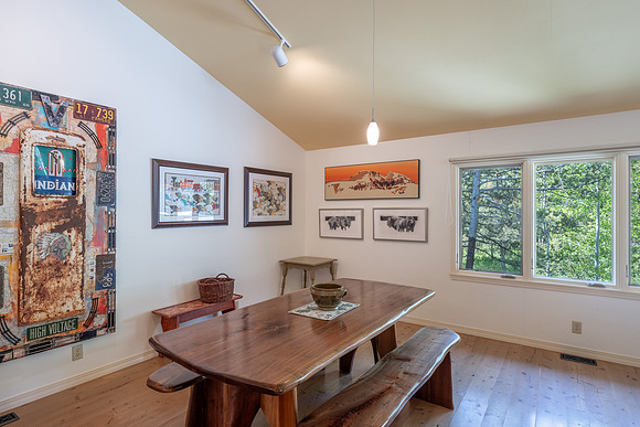 3930LakeCreek_JGPhoto-19