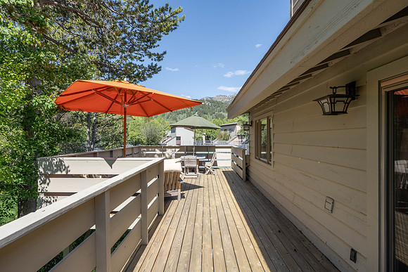 MLS_3930LakeCreek_JGPhoto-25