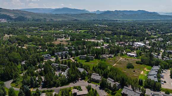 Drone_Phlox2521_JGPhoto-2