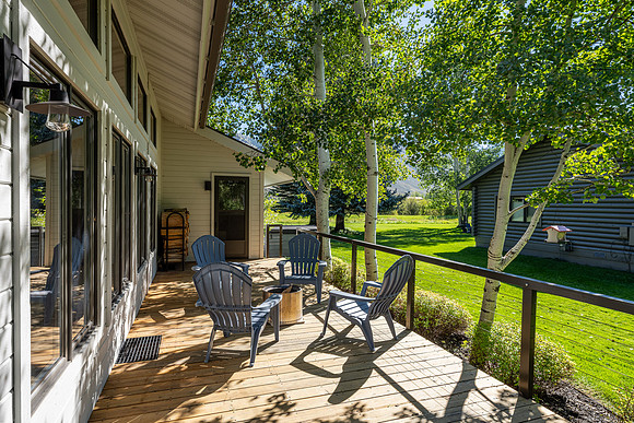 1740DiamondHitchExt_JGPhoto-1