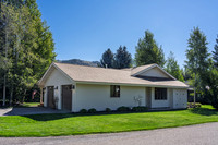 1740DiamondHitchExt_JGPhoto-12