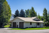 1740DiamondHitchExt_JGPhoto-13