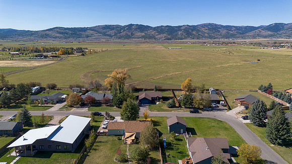 Drone_8388TealTrl_JGPhoto-13