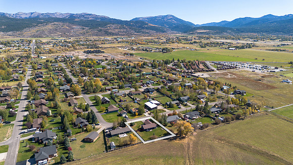 Drone_8388TealTrl_JGPhoto-21 copy