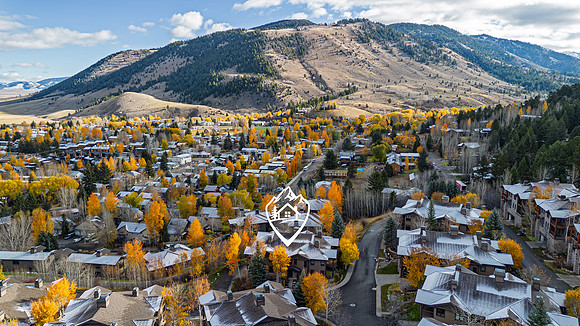 Drone_Grandview3230_JGPhoto-2 copy