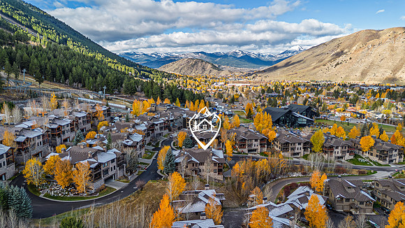 Drone_Grandview3230_JGPhoto-7 copy