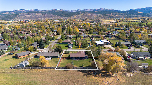 Drone_8388TealTrl_JGPhoto-8 copy