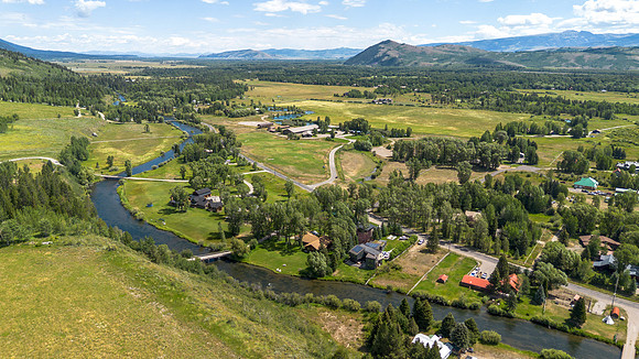 5490BlueMountainDrone_JGPhoto-7