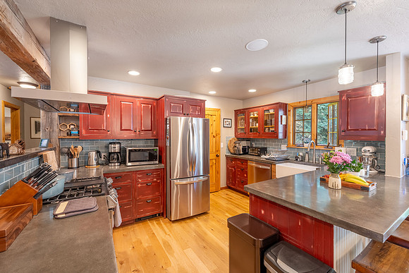 295Crabtree_JGPhoto-10