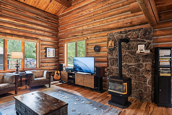 640Cedar_JGPhoto-7