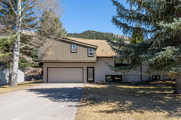 40NelsonDr_JGPhoto-2