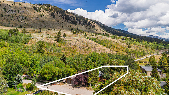 640CedarDrone_JGPhoto-6 copy