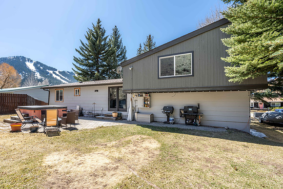 40NelsonDr_JGPhoto-9