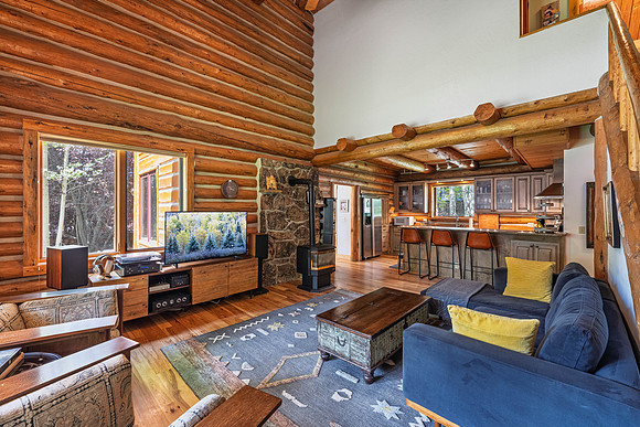 640Cedar_JGPhoto-6