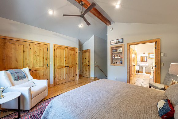 295Crabtree_JGPhoto-26