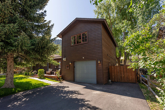 295Crabtree_JGPhoto-33