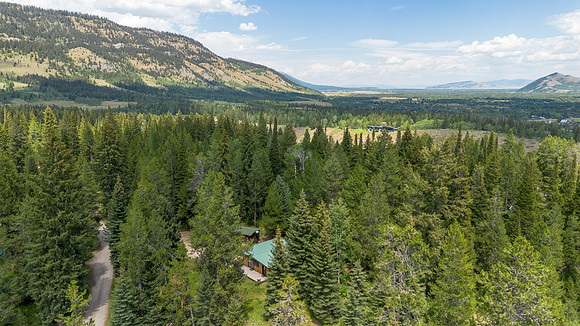 6255HeckofaHillDrone_JGPhoto-8