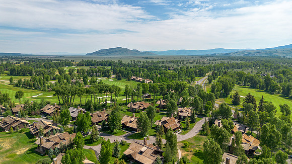 5862ConeflowerDrone_JGPhoto-15